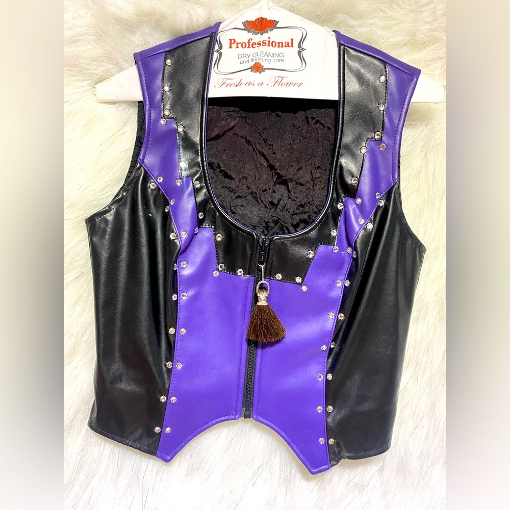 Western show vest pleather with rhinestones